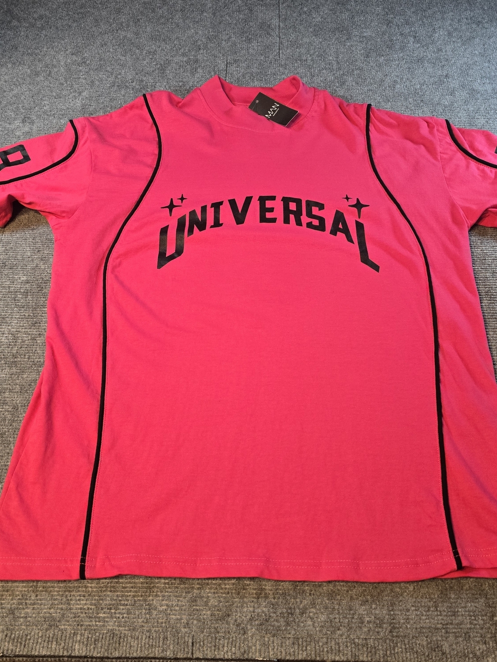boohooMAN Universal Graphic Oversized T-Shirt Men’s S Pink Black NWT